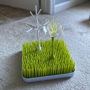 Boon Grass drying mat with tree and flower